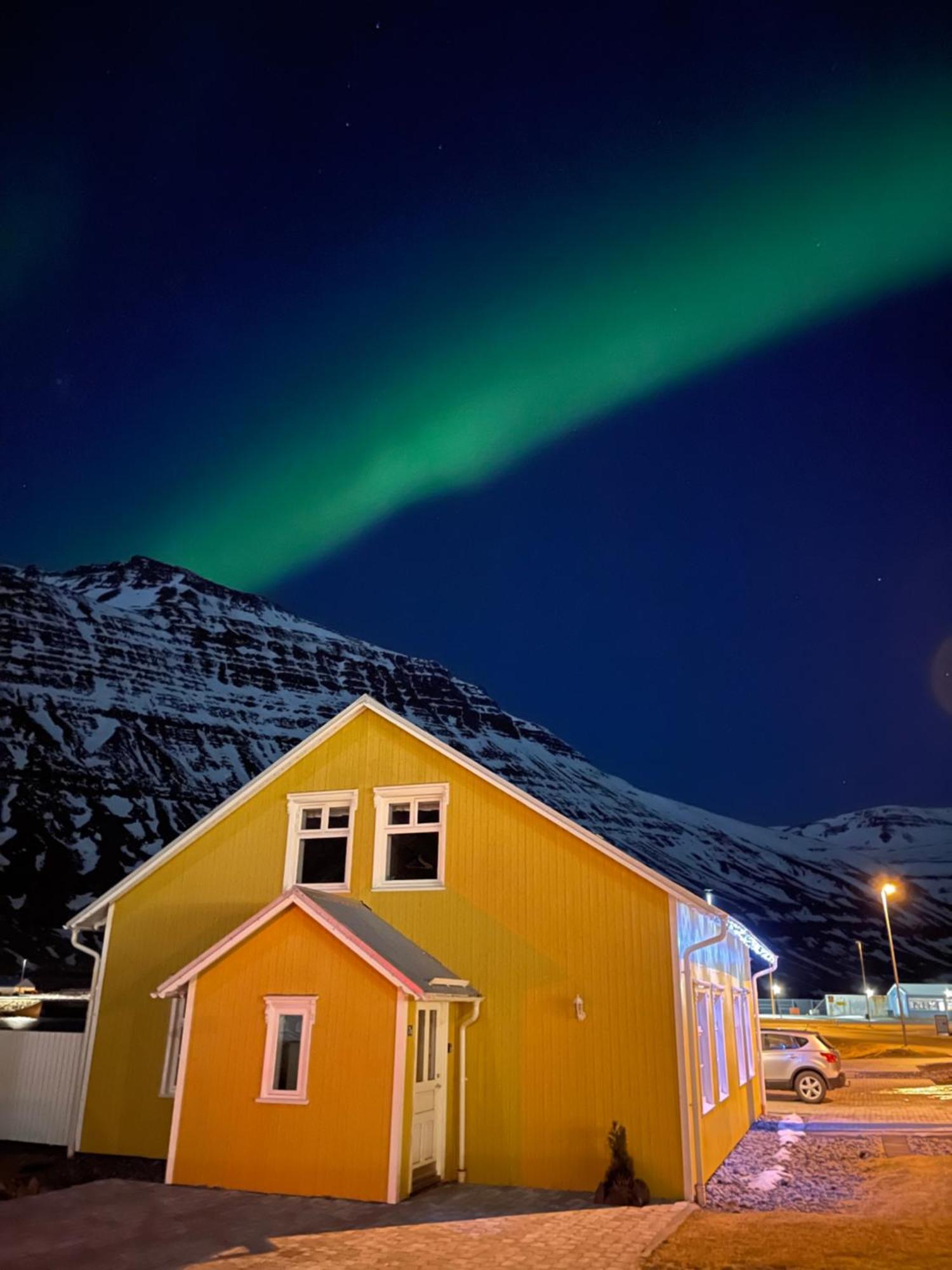Lonsleira Apartments Seythisfjorthur Exterior photo